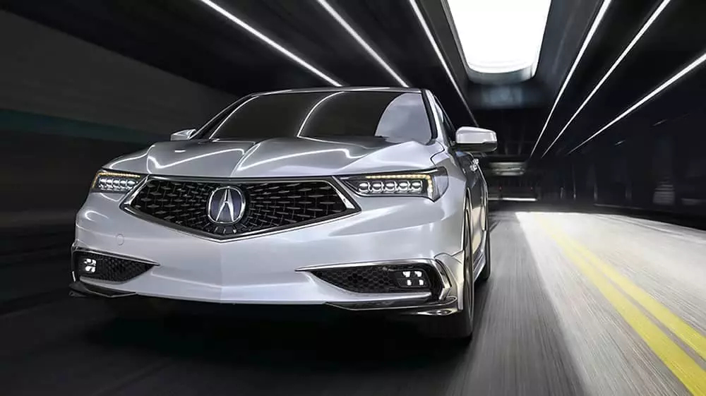 Who makes Acura car